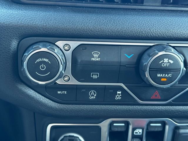 Used 2025 Jeep Wrangler Willys image 35