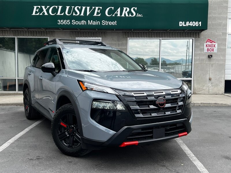 Used 2026 Nissan Rogue SV AWD/4WD image 1