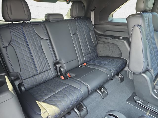 Used 2026 Cadillac Escalade IQ Sport 1 w/ LPO, ONYX Package AWD/4WD image 12