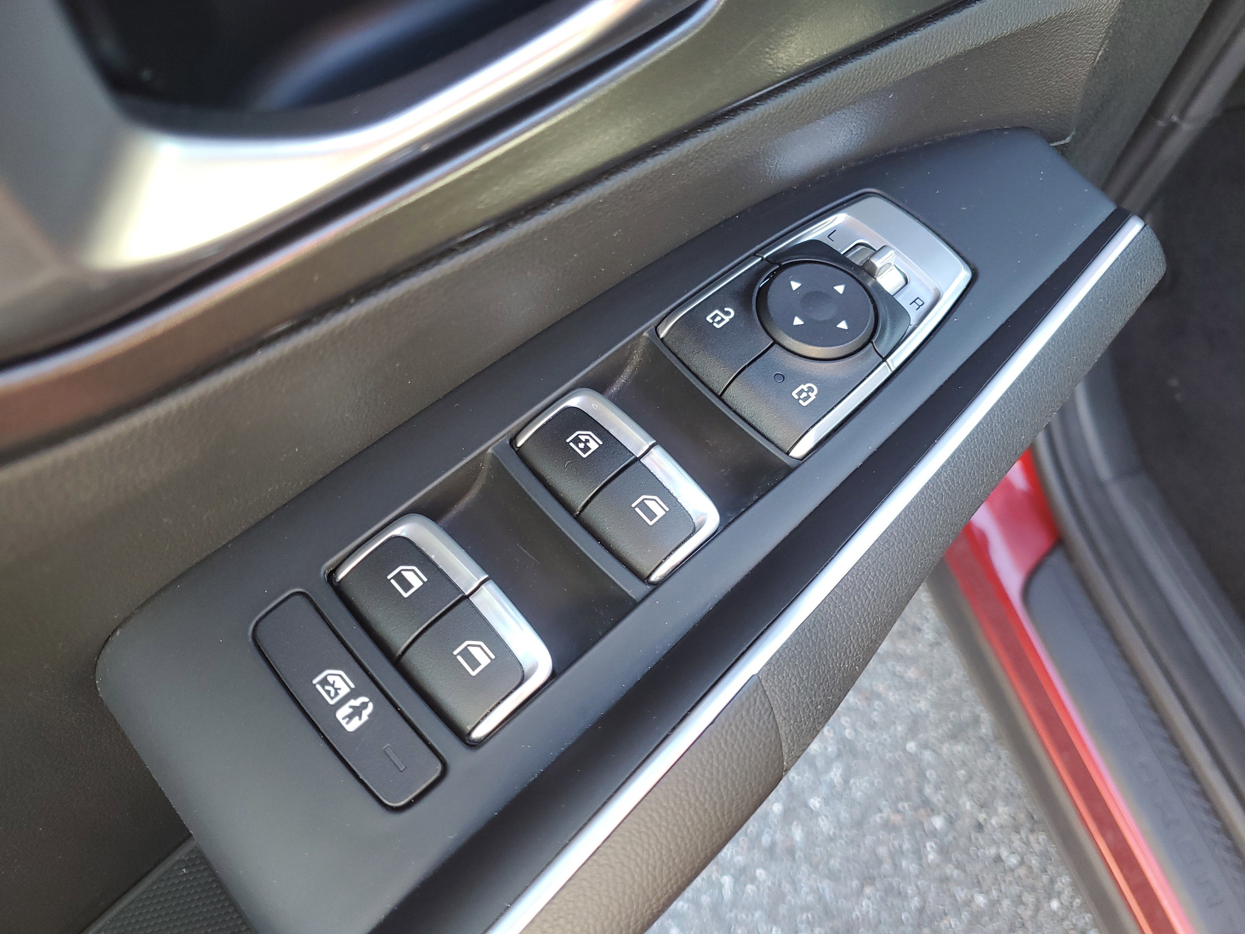 Certified 2023 Kia Sorento S w/ Panoramic Sunroof Package image 21