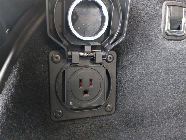 New 2025 Cadillac Escalade IQ Luxury 2 image 36