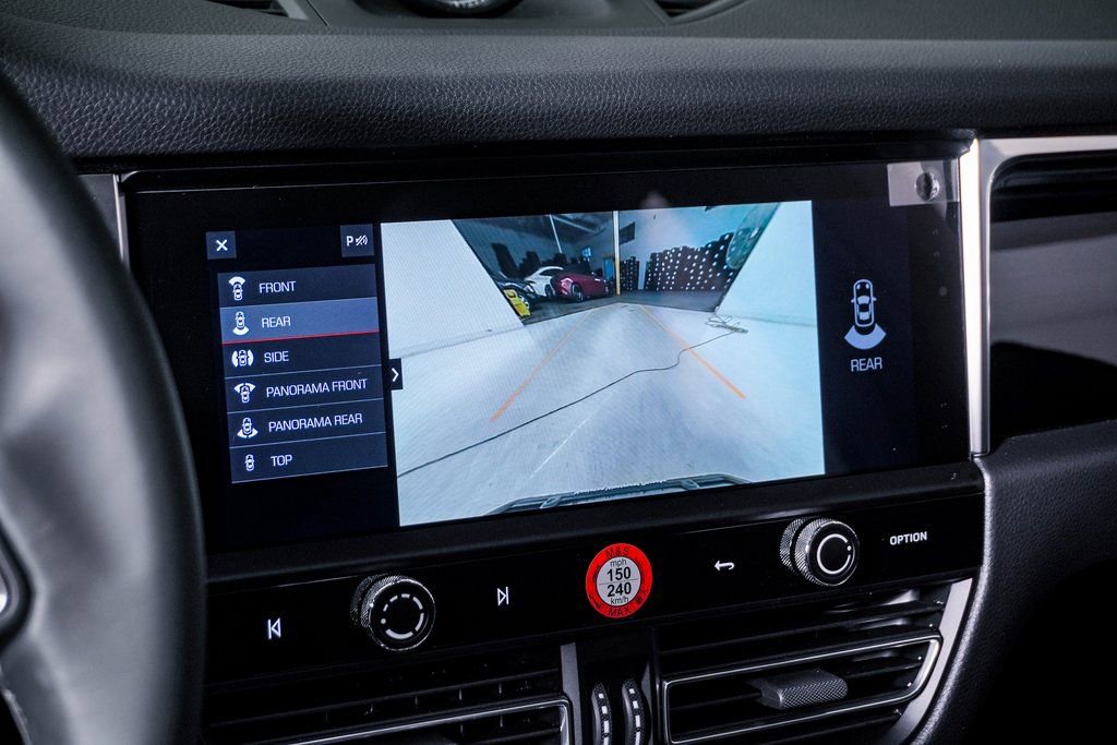 New 2026 Porsche Macan image 23