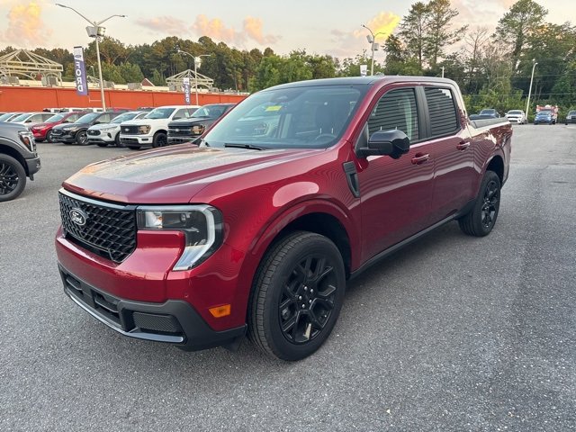New 2025 Ford Maverick Lariat w/ Black Appearance Package image 7