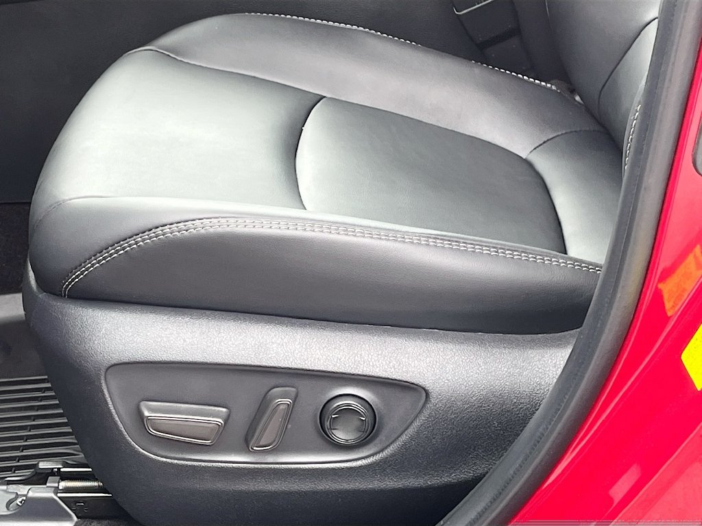Used 2025 Toyota RAV4 XLE Premium w/ Weather Package AWD/4WD image 18