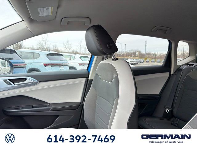 New 2026 Volkswagen Taos SE image 22
