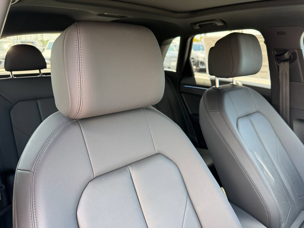 Certified 2023 Audi Q3 2.0T Premium Plus w/ Premium Plus Package AWD/4WD image 16