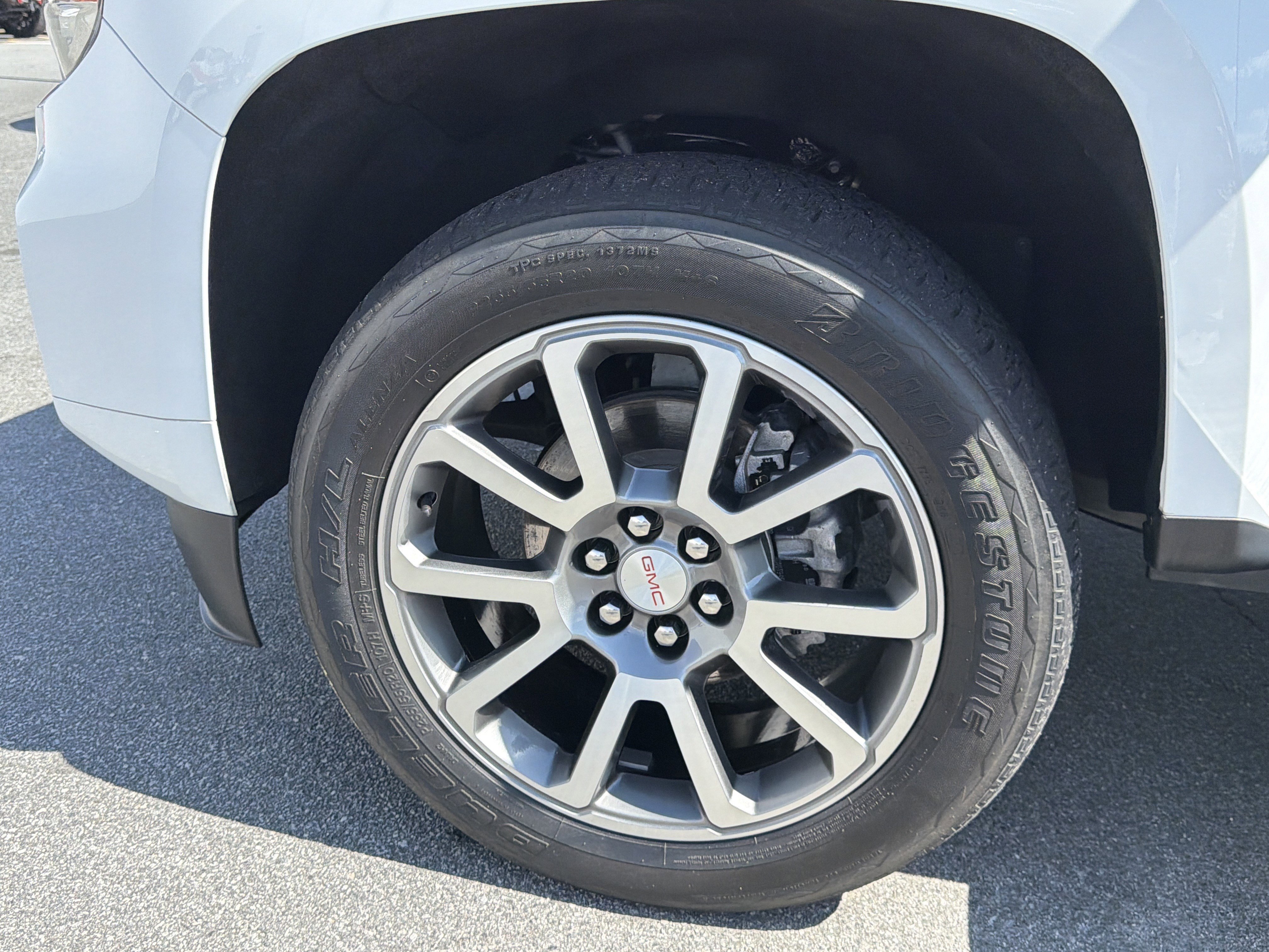 Used 2021 GMC Canyon Denali image 13