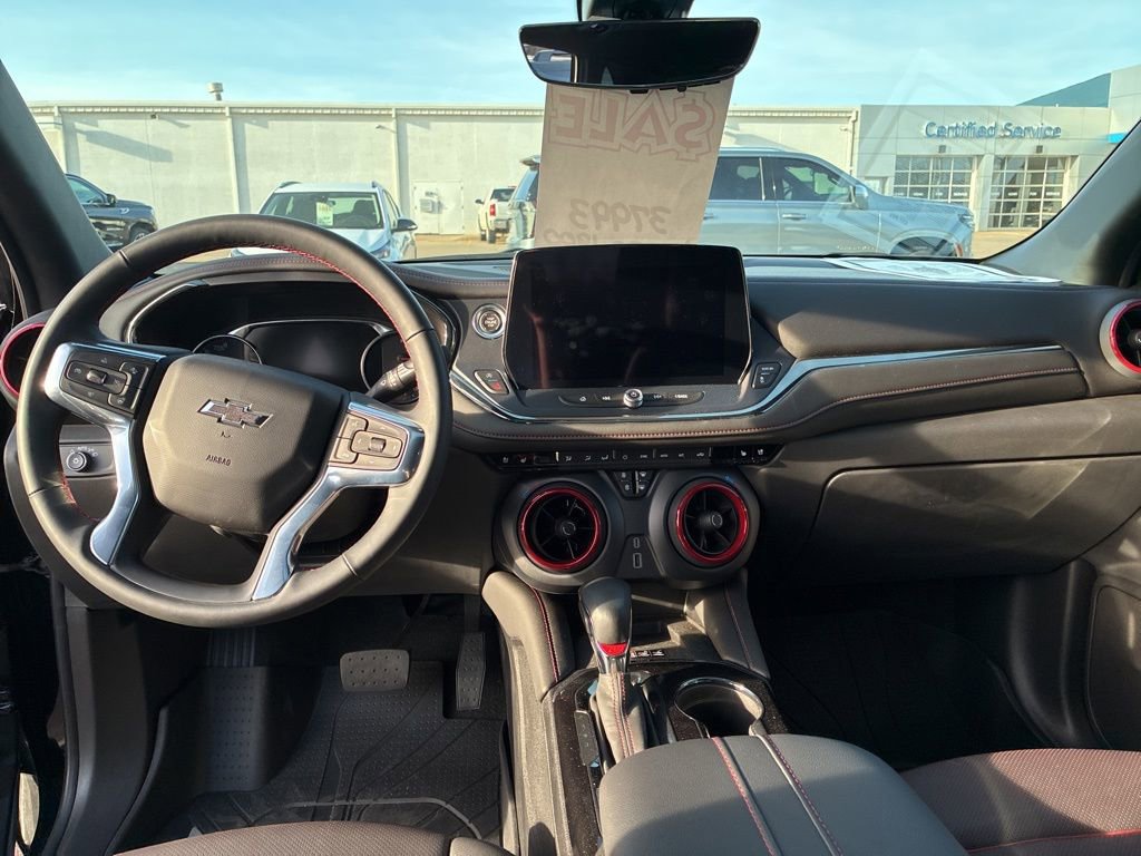 Used 2023 Chevrolet Blazer RS w/ Driver Confidence II Package image 14