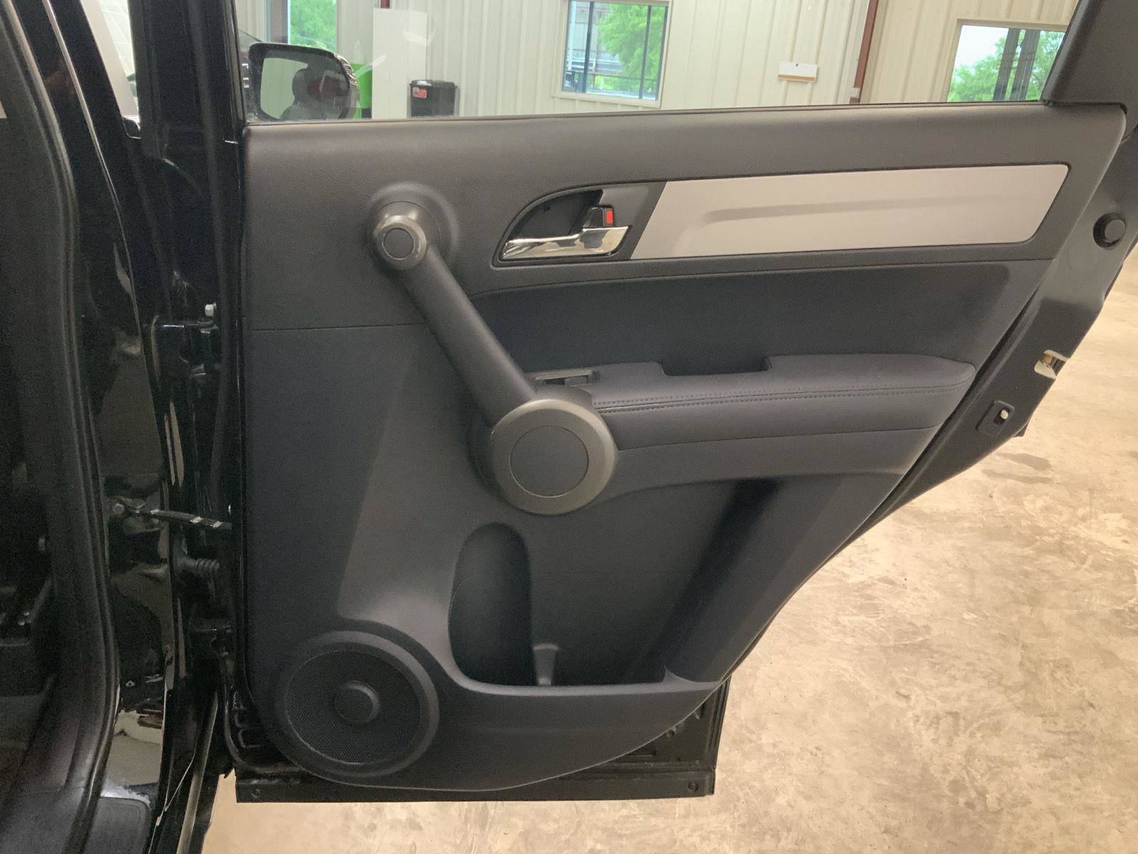 Used 2011 Honda CR-V EX-L image 27