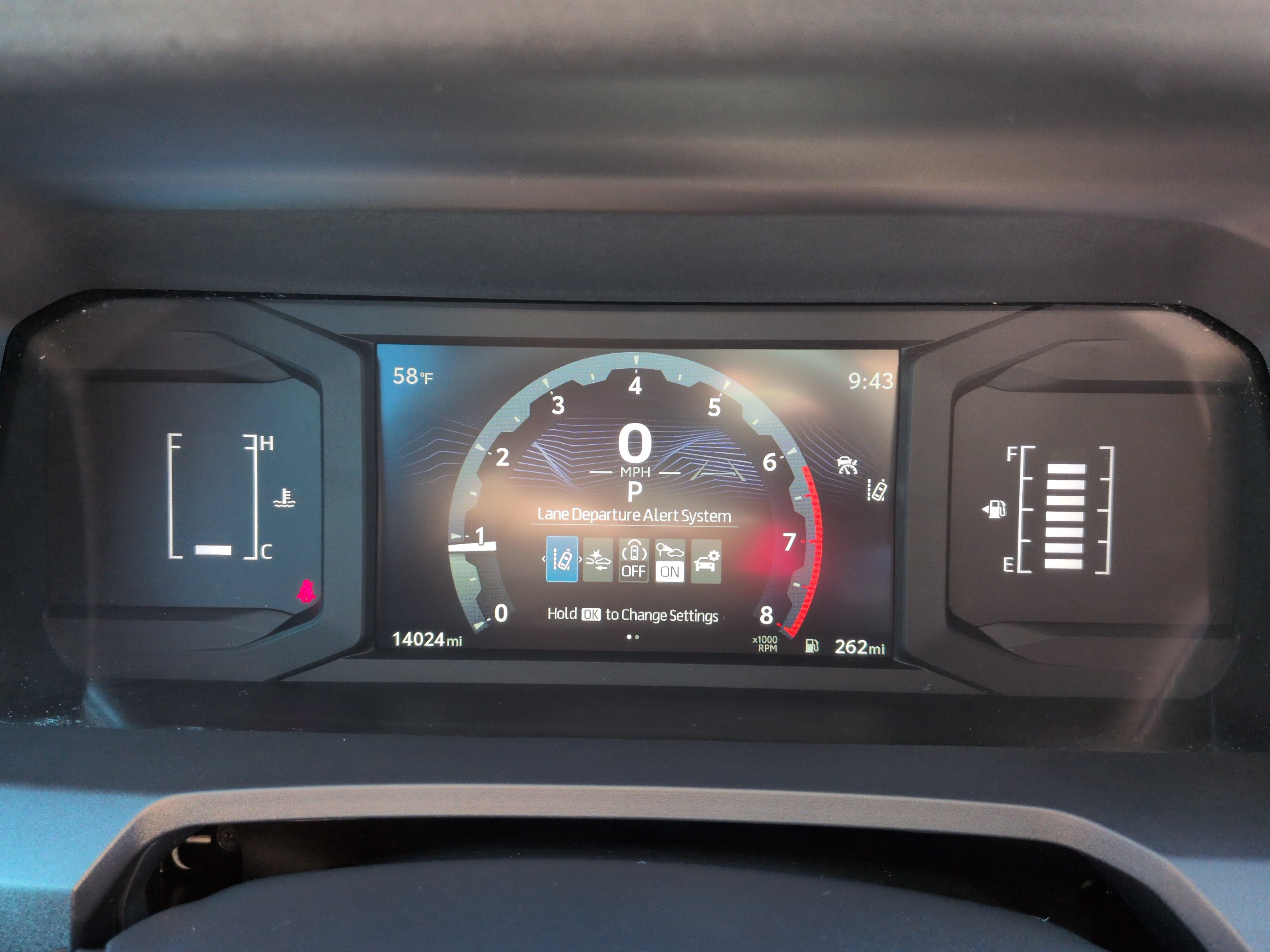 Used 2024 Toyota Tacoma SR w/ Towing Package AWD/4WD image 23