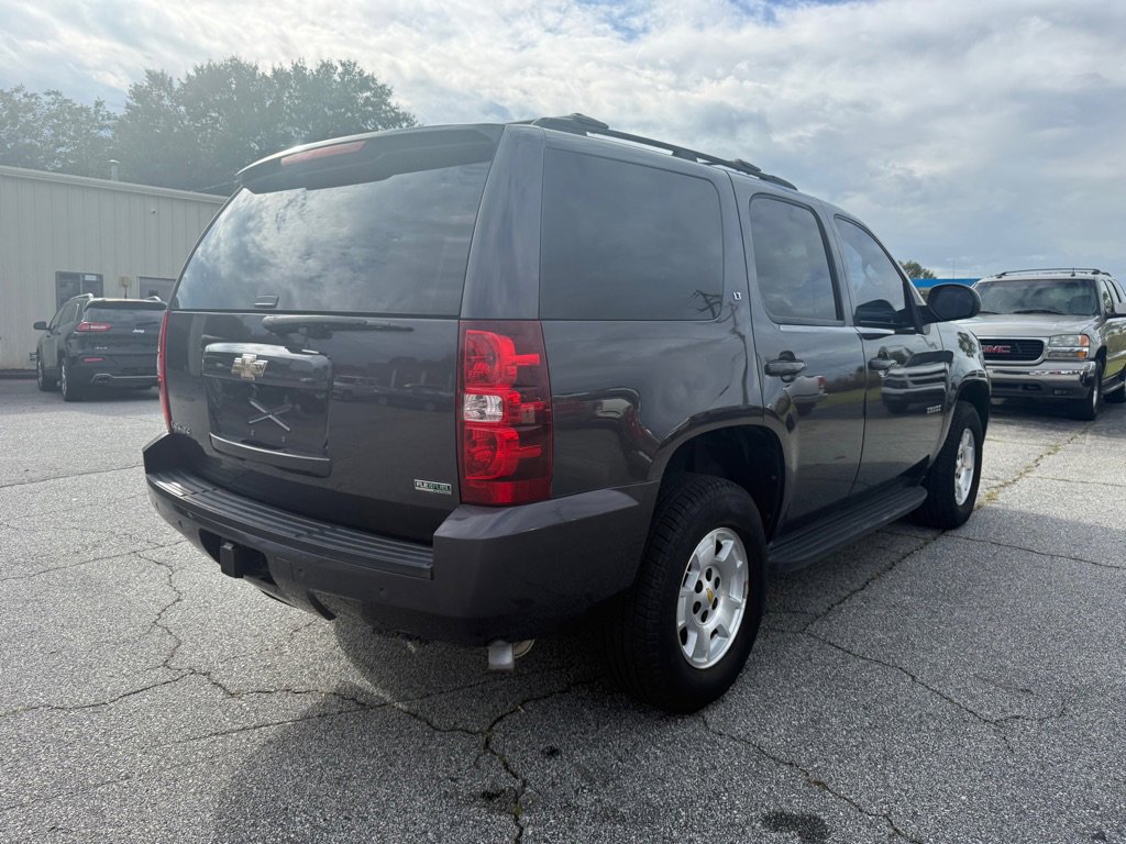 Used 2011 Chevrolet Tahoe LT w/ Luxury Package image 7
