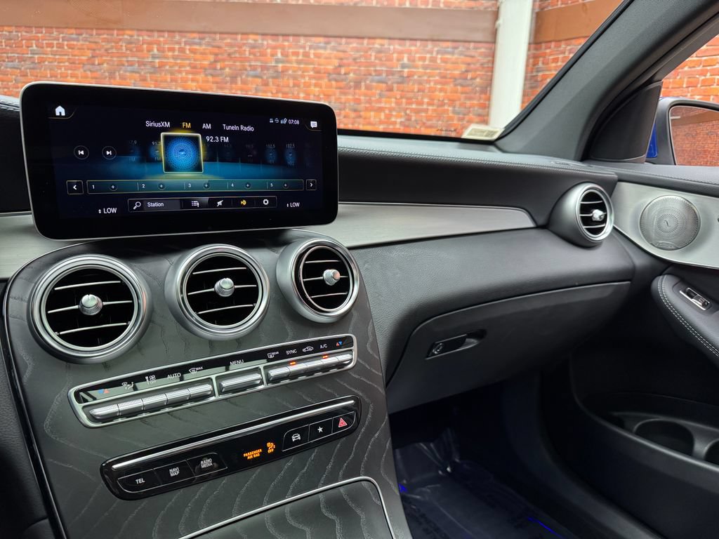 Used 2023 Mercedes-Benz GLC 300 4MATIC Coupe image 18