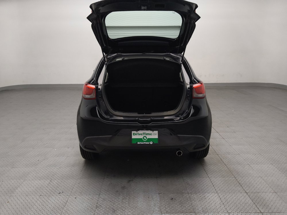 Used 2020 Toyota Yaris LE FWD image 29