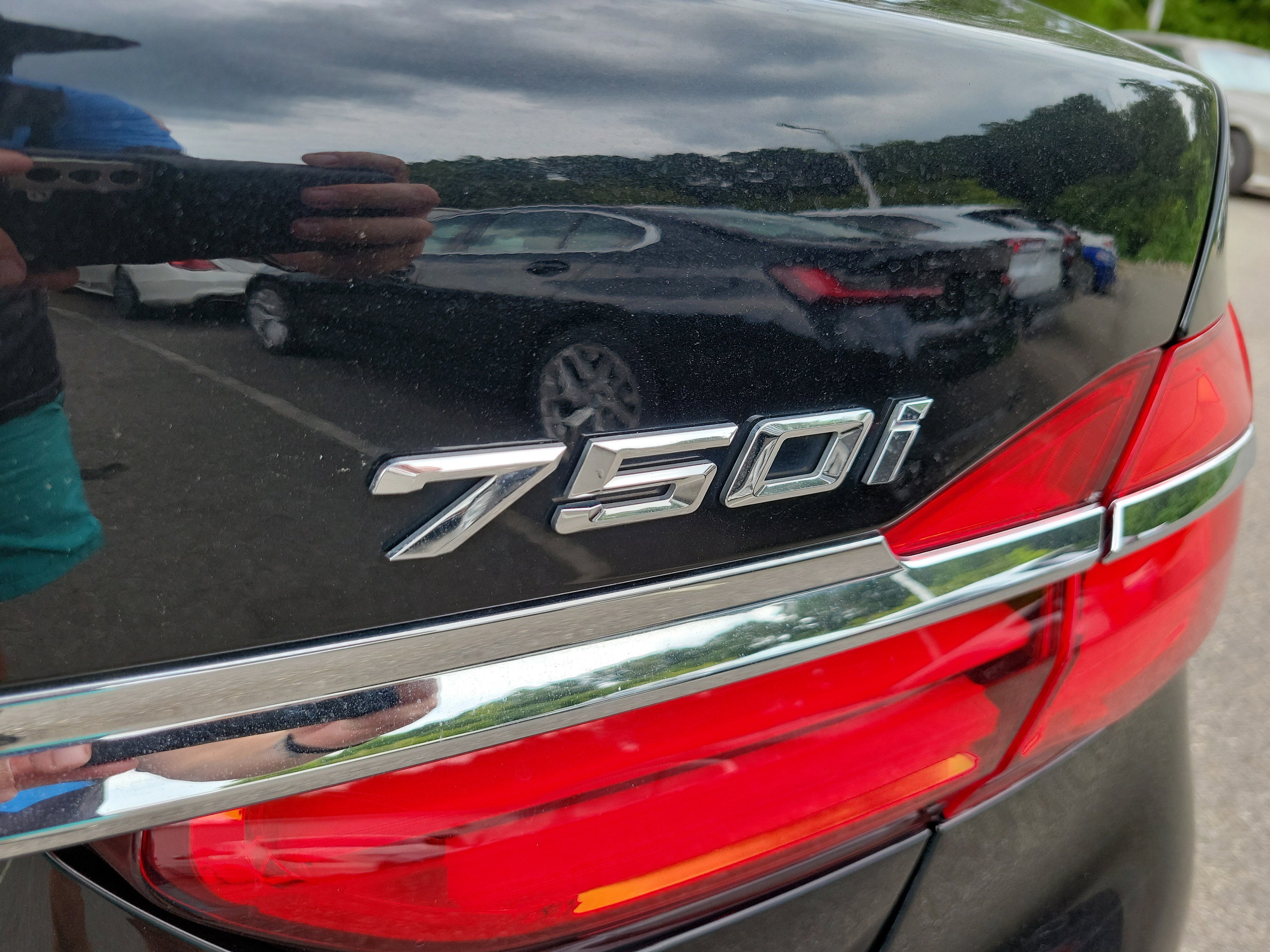 Used 2018 BMW 750i xDrive image 10