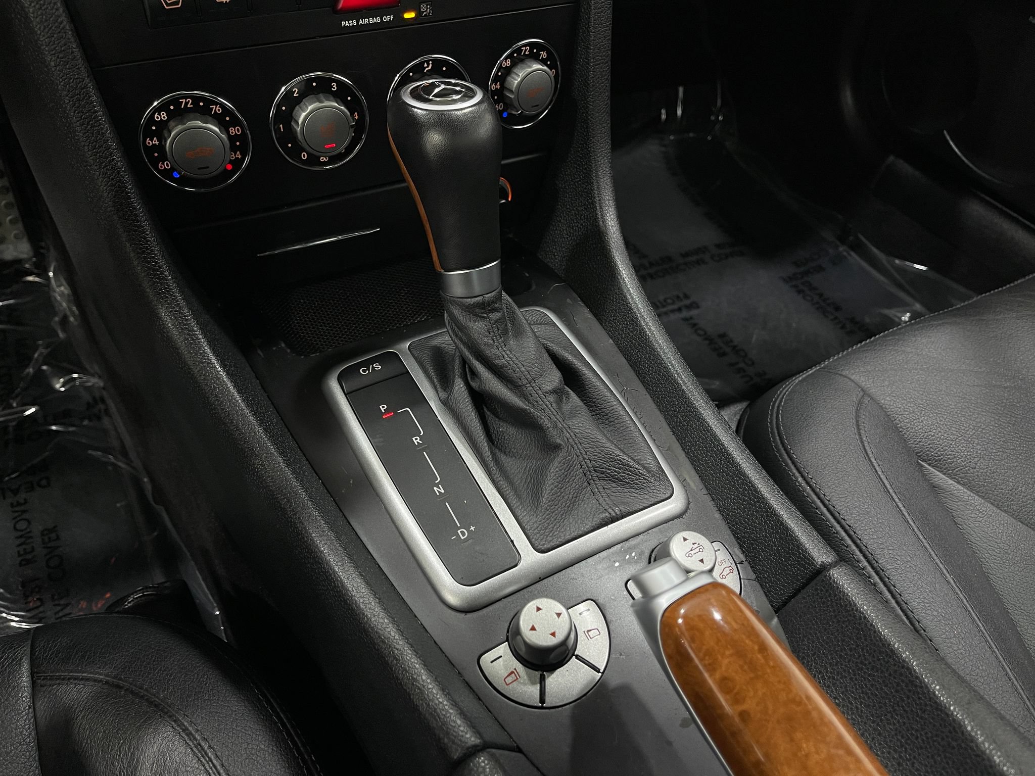 Used 2009 Mercedes-Benz SLK 300 image 26