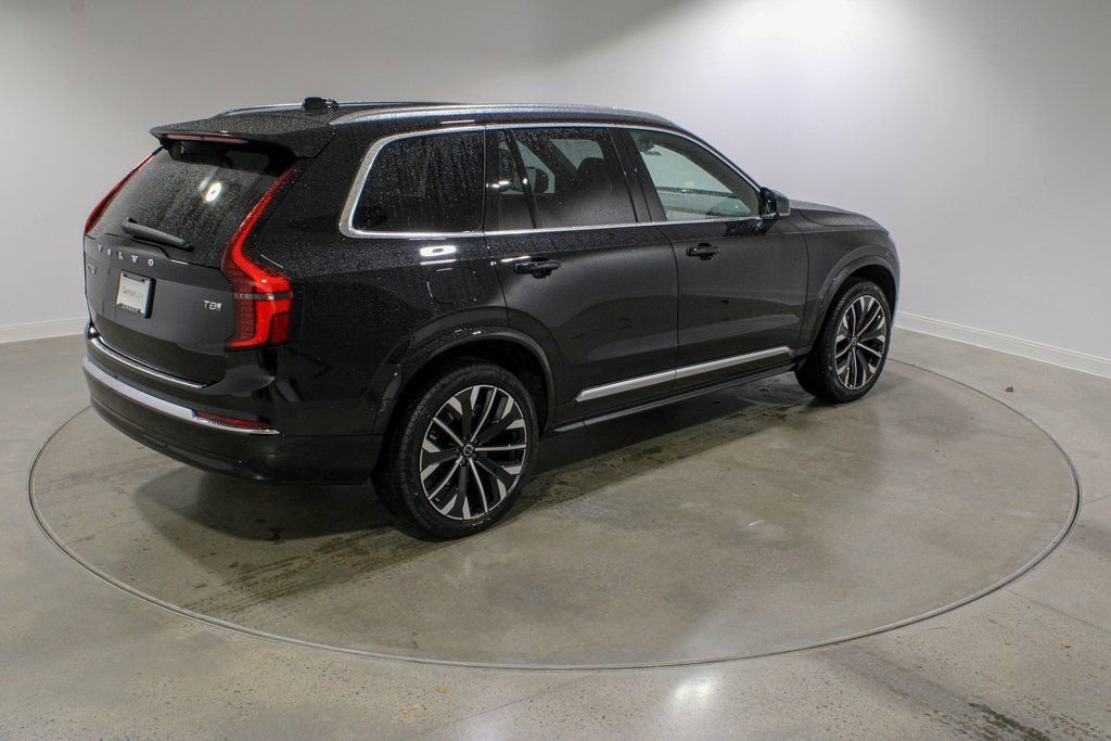 New 2026 Volvo XC90 T8 Plus w/ Protection Package Premier image 5