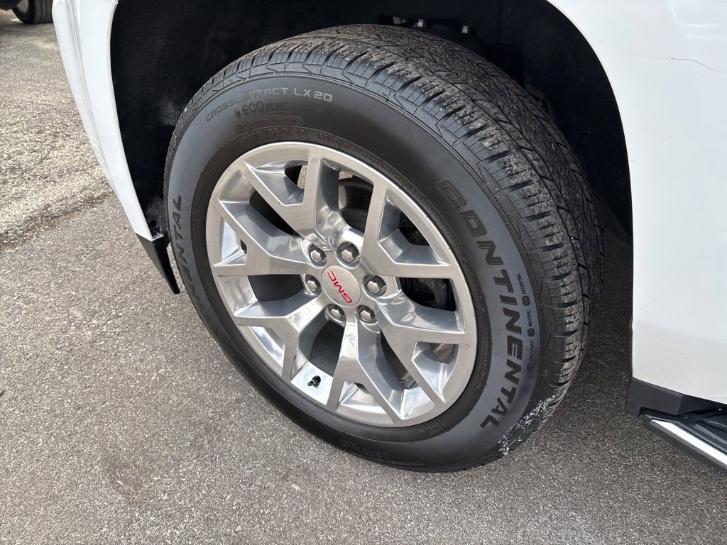 Used 2019 GMC Yukon SLT w/ Open Road Package image 9