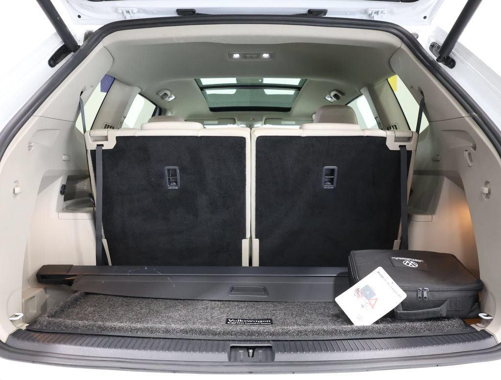 Certified 2023 Volkswagen Atlas SEL R-Line AWD/4WD image 29