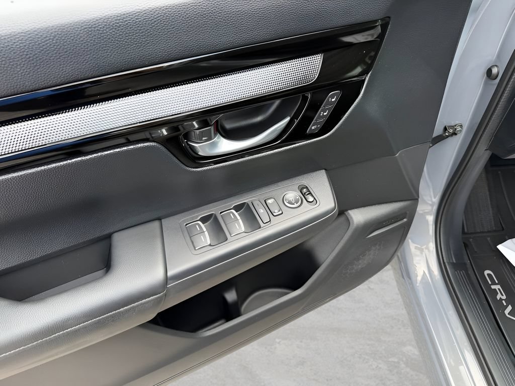 Used 2024 Honda CR-V EX-L image 18