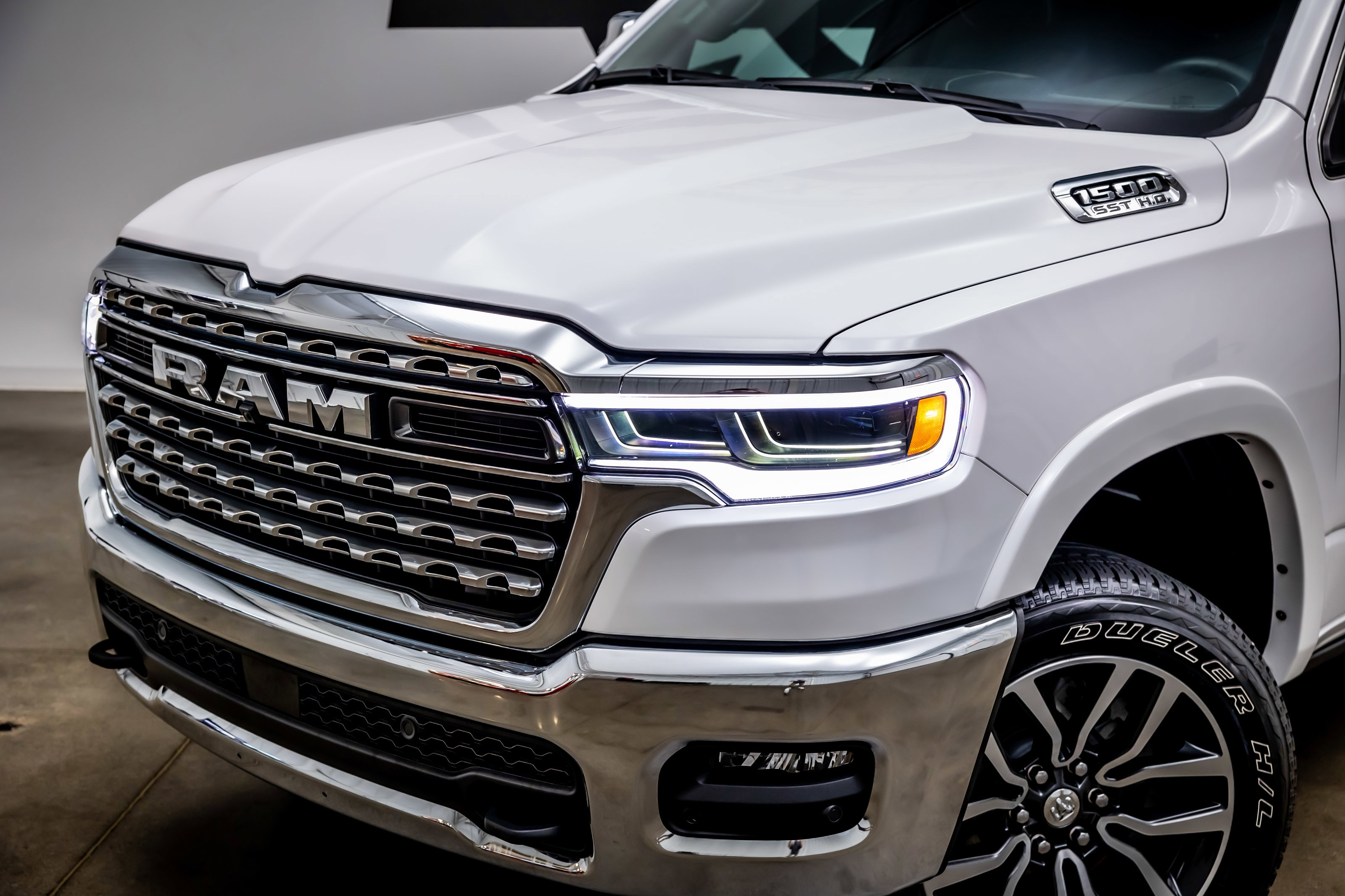 Used 2025 RAM 1500 Limited image 21