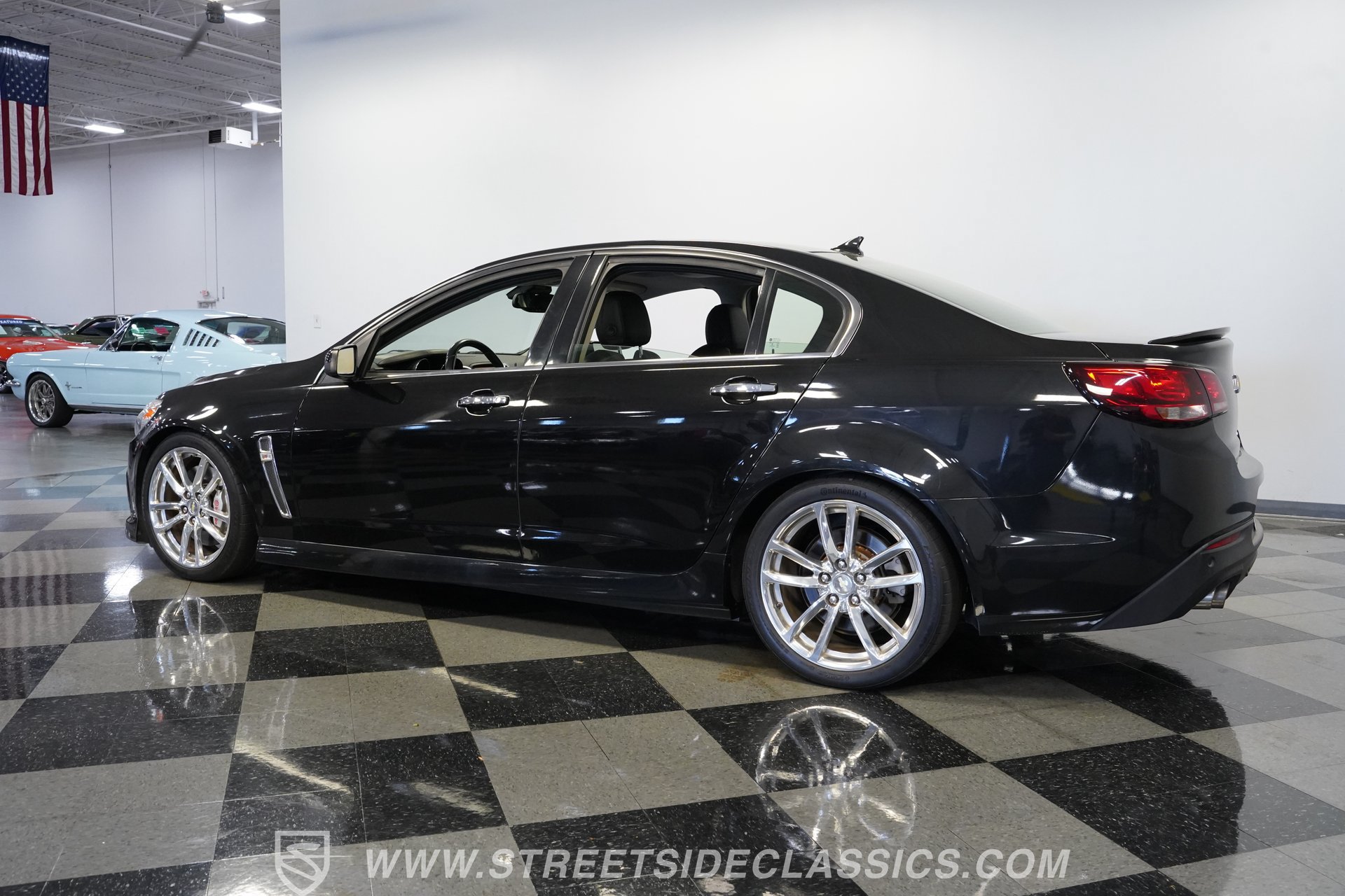 Used 2014 Chevrolet SS RWD image 9
