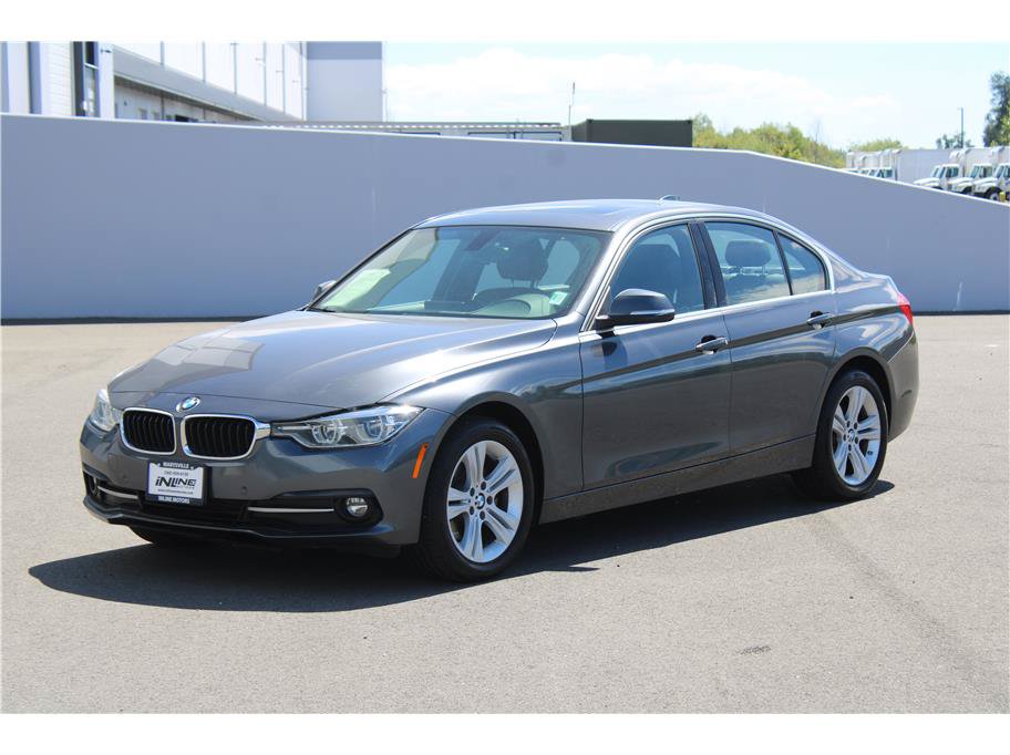 Used 2018 BMW 328d xDrive Sedan w/ Convenience Package