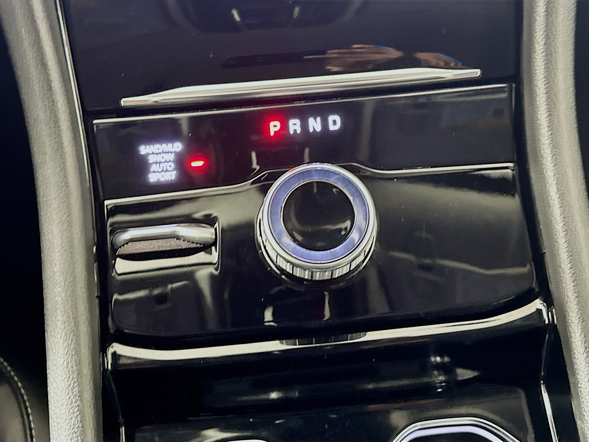 Used 2023 Jeep Grand Cherokee Limited image 25