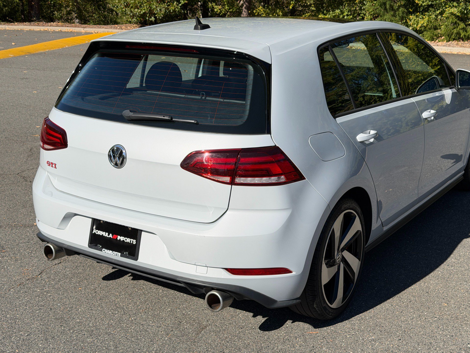 Used 2020 Volkswagen Golf 4-Door FWD image 22