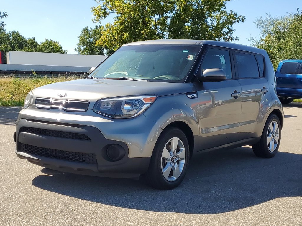 Used 2019 Kia Soul FWD image 2