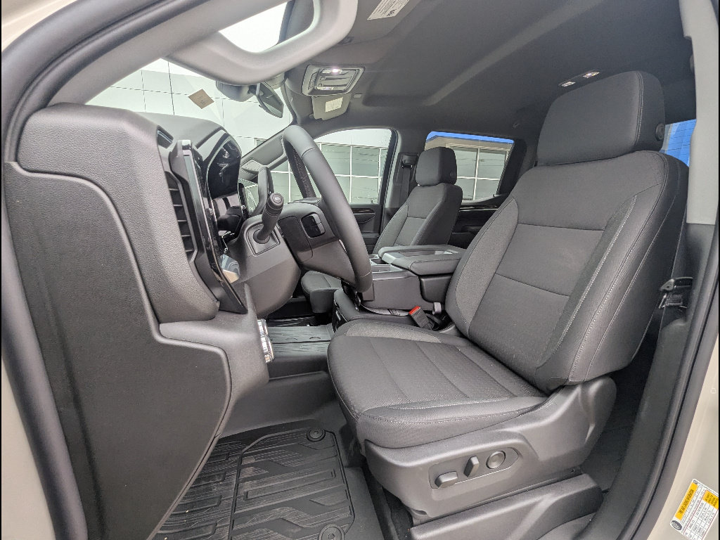 New 2026 GMC Sierra 1500 SLE w/ X31 Off-Road Package AWD/4WD image 15