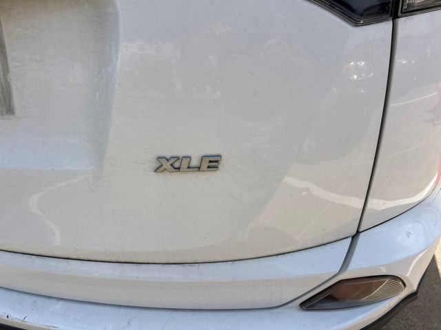 Used 2016 Toyota RAV4 XLE FWD image 4