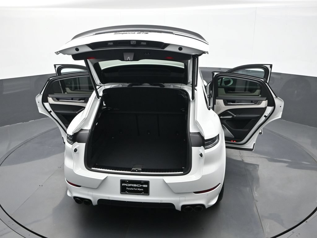 New 2026 Porsche Cayenne GTS AWD/4WD image 25