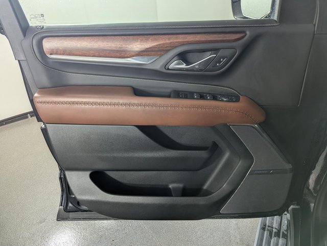 Used 2023 GMC Yukon XL Denali Ultimate image 10