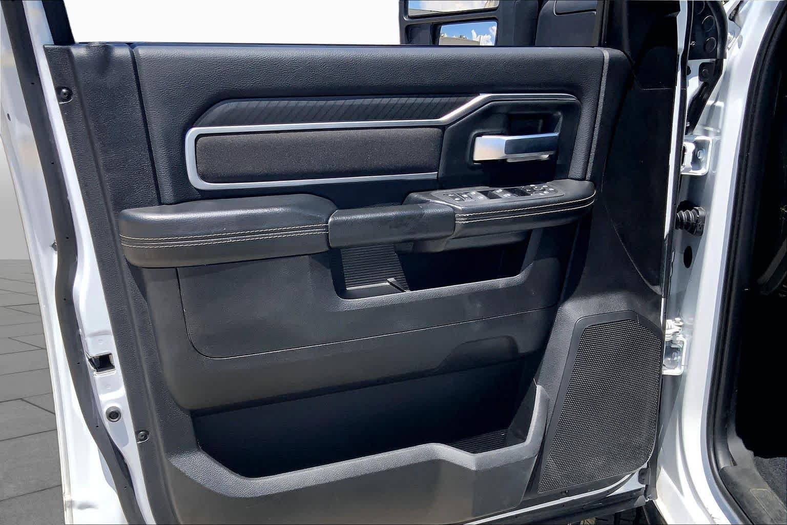 Used 2025 RAM 2500 Big Horn AWD/4WD image 22