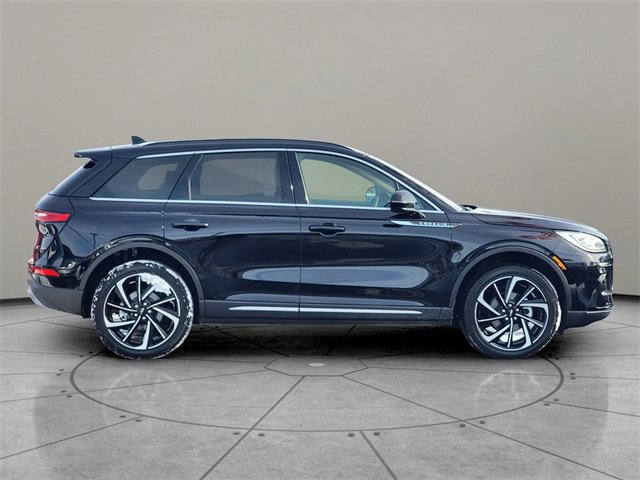 Certified 2025 Lincoln Corsair Reserve w/ Equipment Group 202A image 13