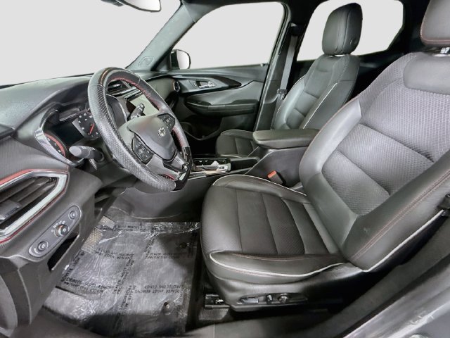 Used 2023 Chevrolet TrailBlazer RS w/ Sun and Liftgate Package FWD image 20