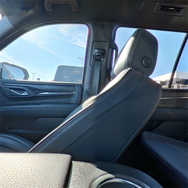 Used 2024 GMC Yukon Denali image 28