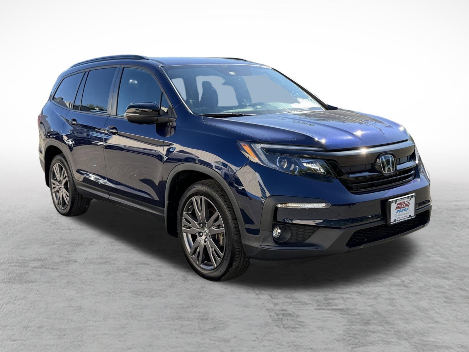 Used 2022 Honda Pilot Sport image 3