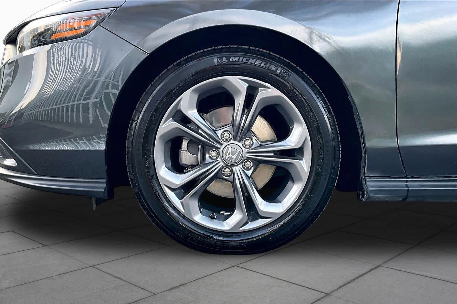 Used 2024 Honda Accord EX image 11