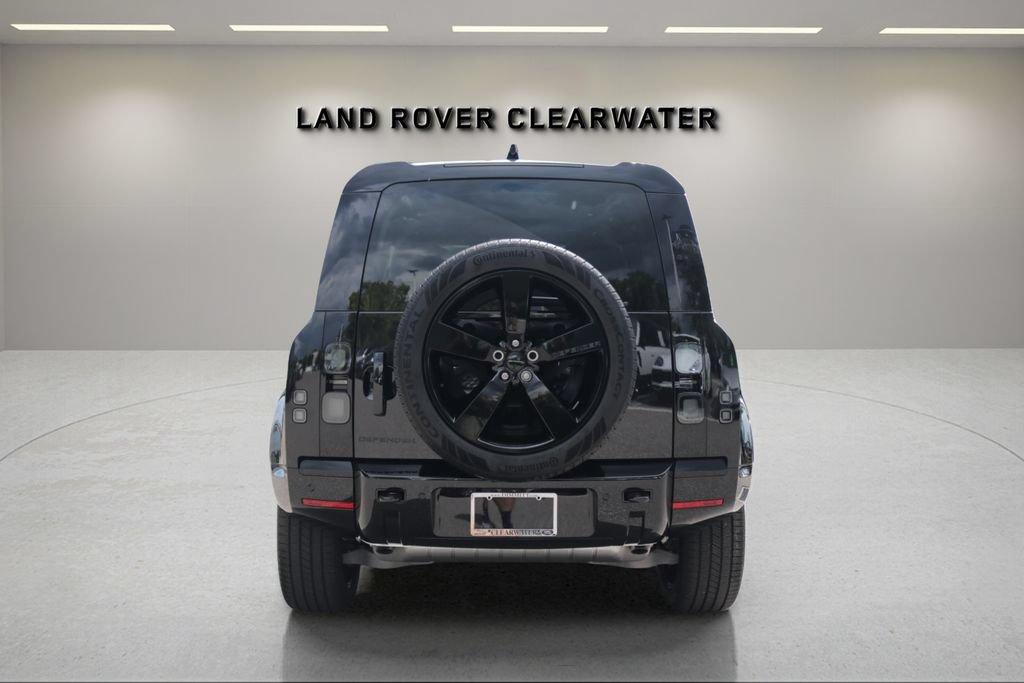 New 2026 Land Rover Defender 110 X-Dynamic SE AWD/4WD image 4