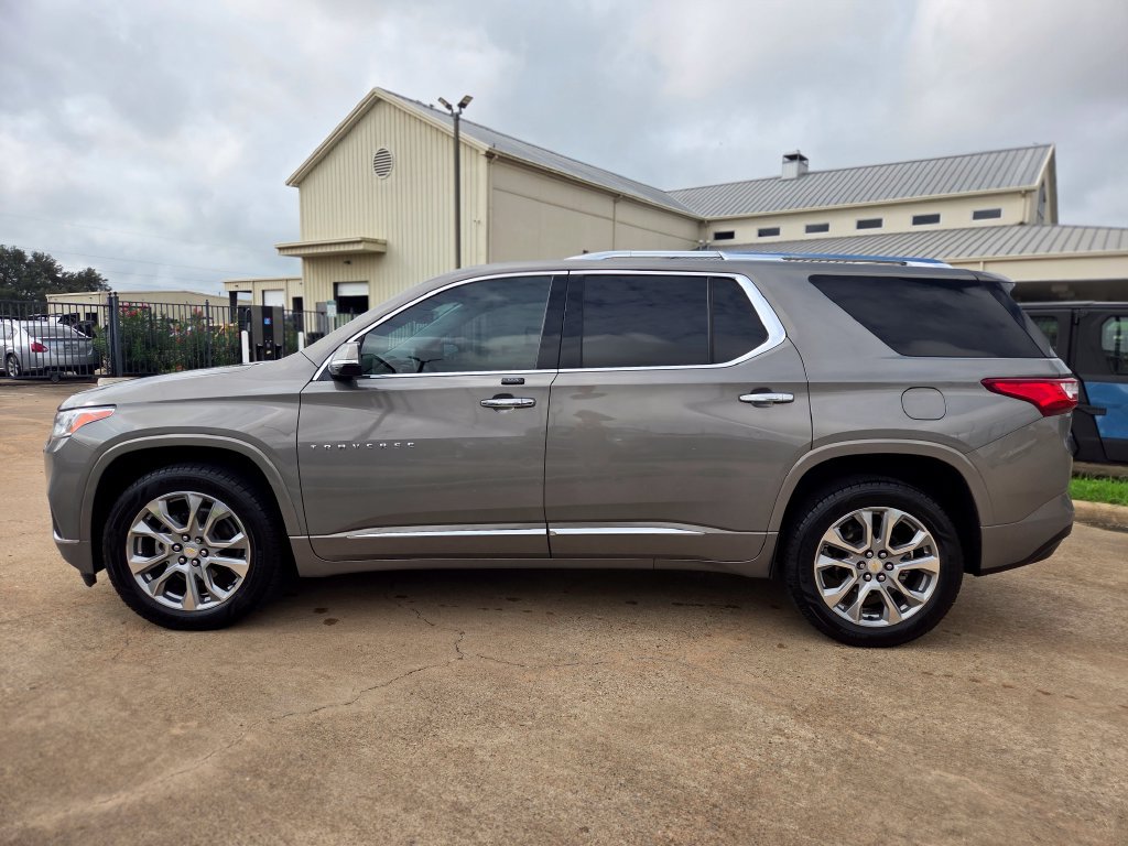 Used 2019 Chevrolet Traverse Premier w/ LPO, Cargo Package AWD/4WD image 8