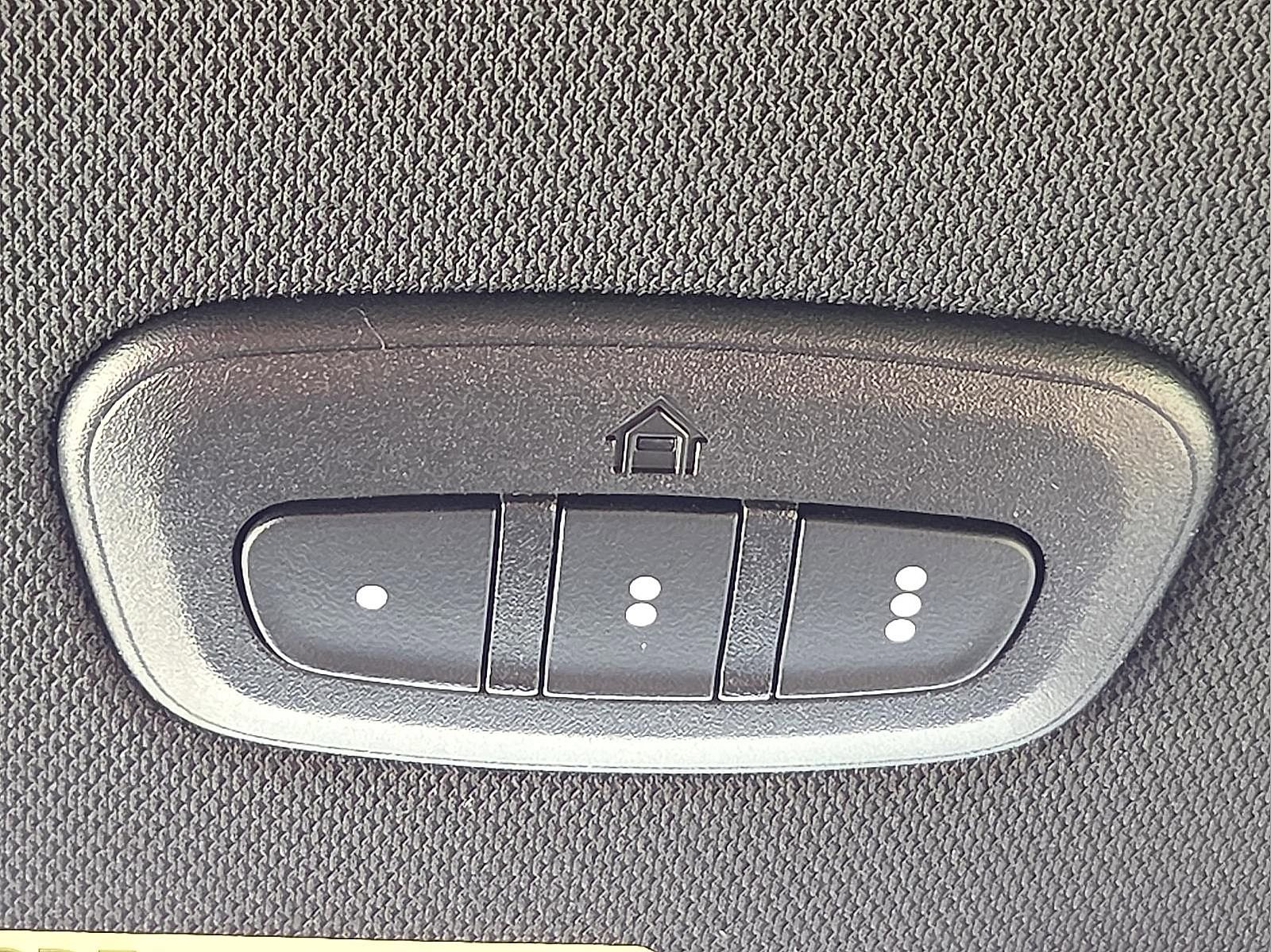 New 2025 Jeep Grand Cherokee L Limited w/ Luxury Tech Group II image 18