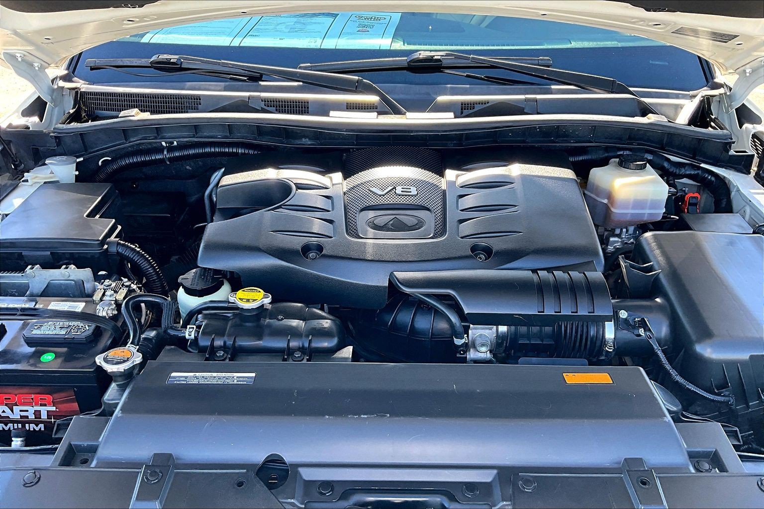 Used 2011 INFINITI QX56 4WD w/ Deluxe Touring Pkg image 9