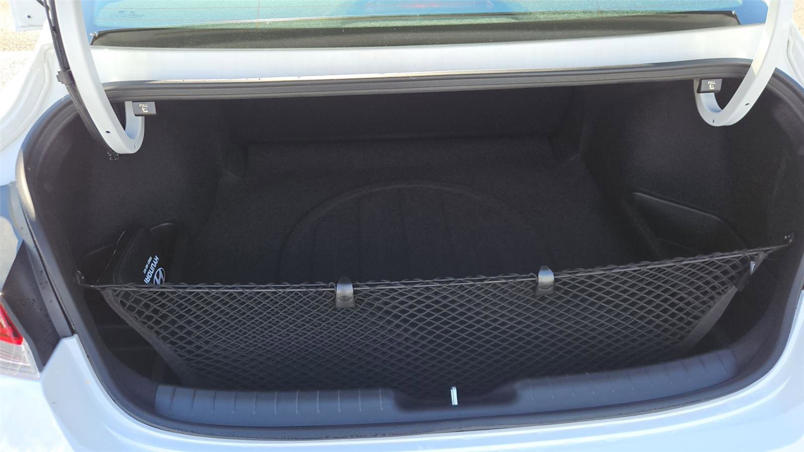 Certified 2025 Hyundai Elantra Blue image 13