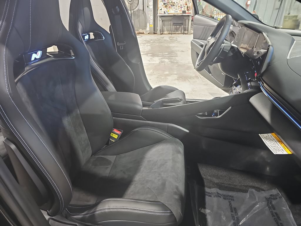 New 2026 Hyundai Elantra N FWD image 10