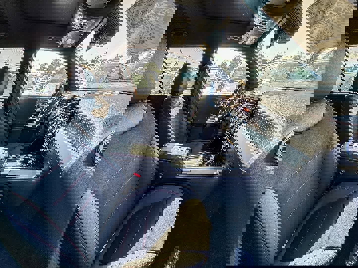 Used 2024 Mercedes-Benz EQB 350 4MATIC SUV image 18