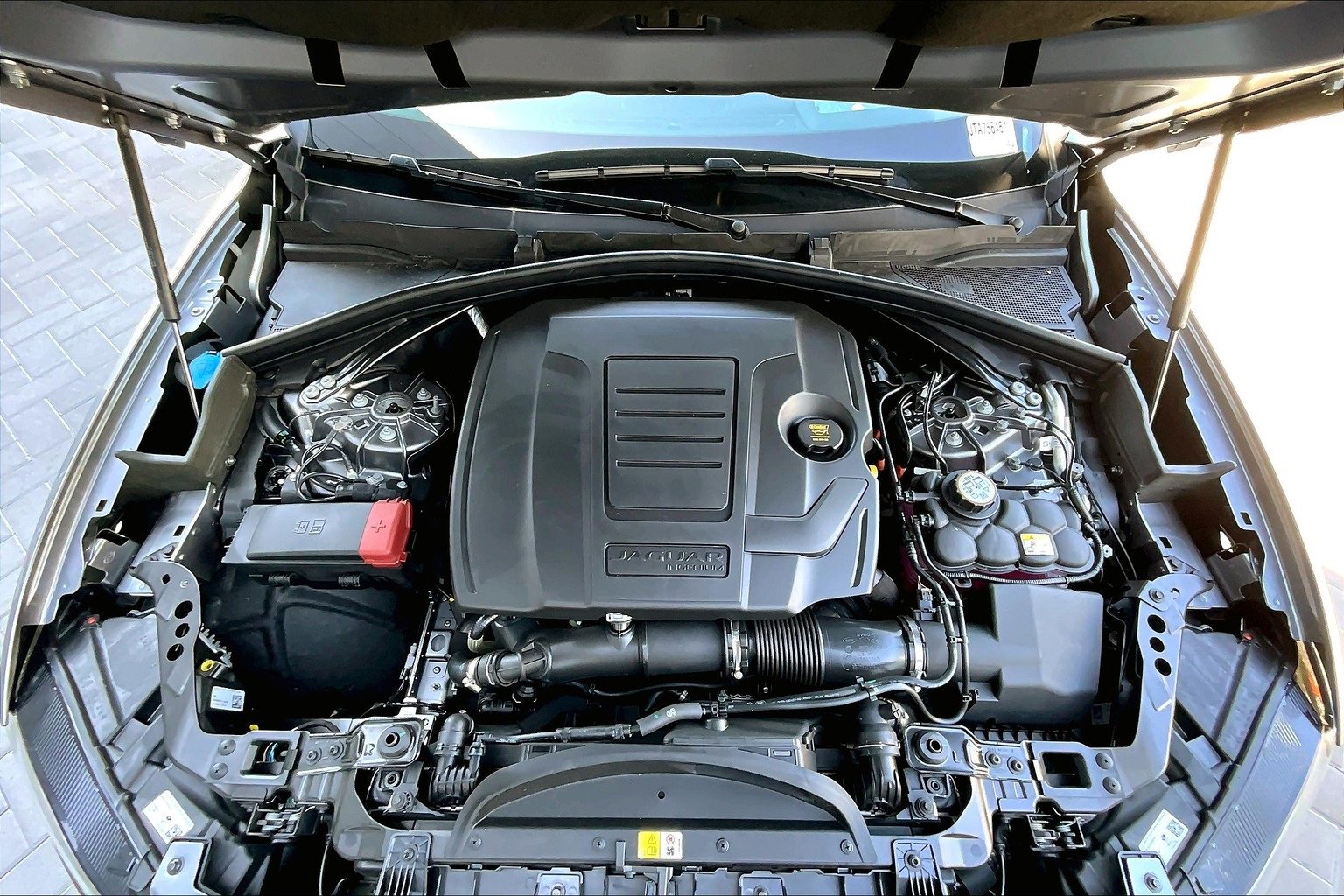 New 2026 Jaguar F-PACE R-Dynamic S image 11