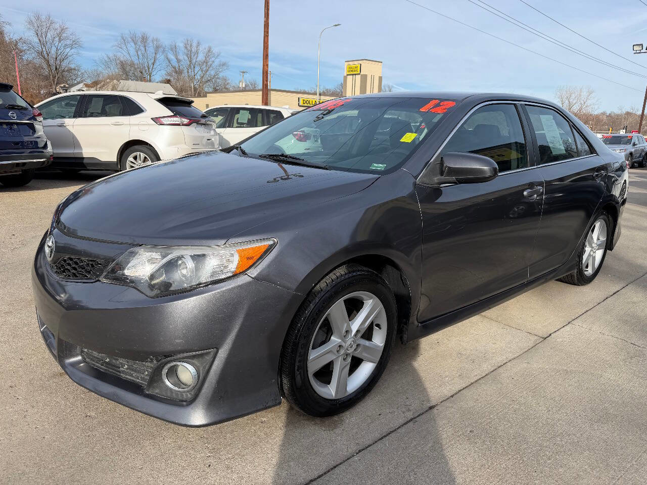 Used 2012 Toyota Camry SE image 3