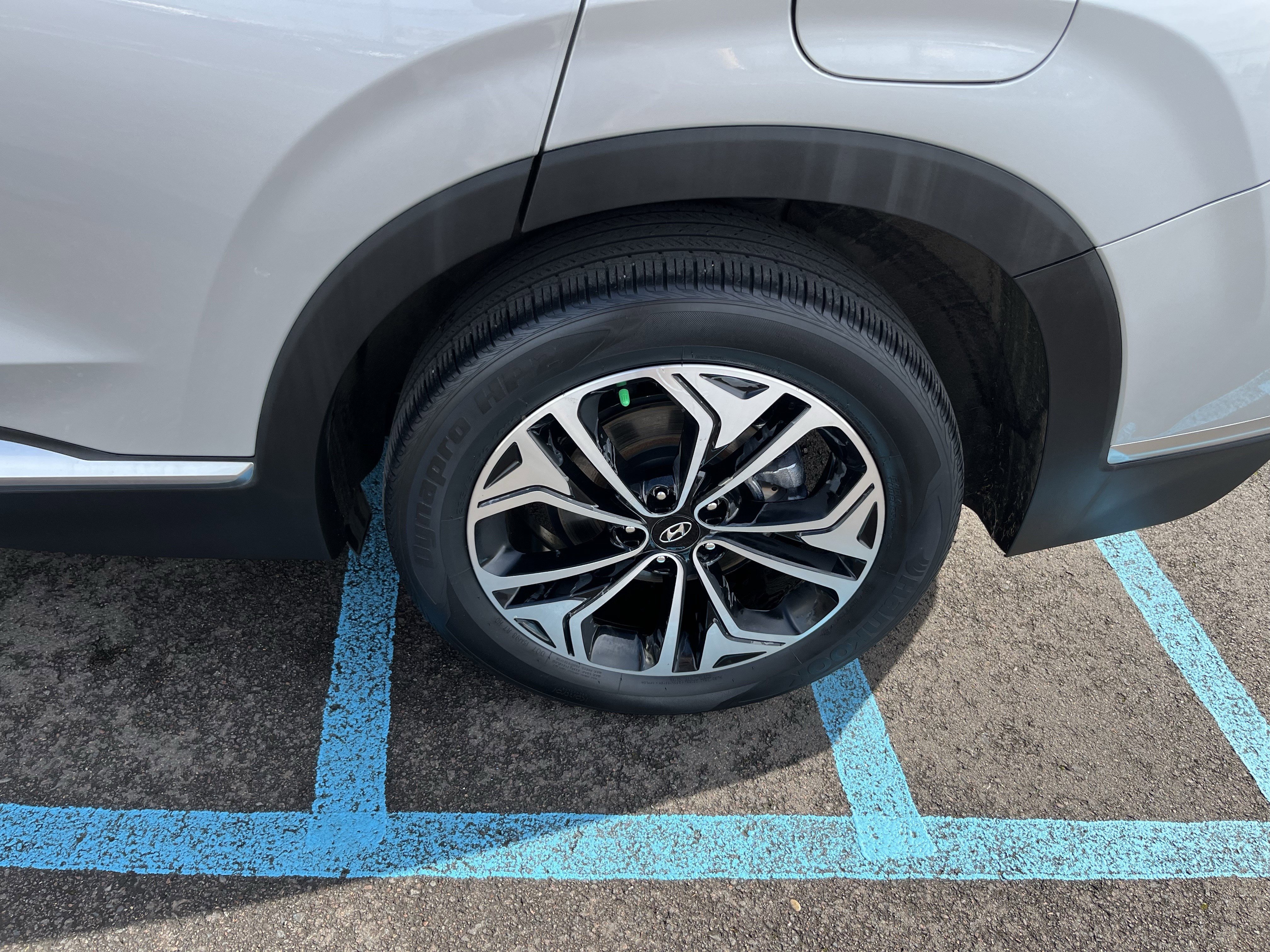 Used 2019 Hyundai Santa Fe Ultimate image 25