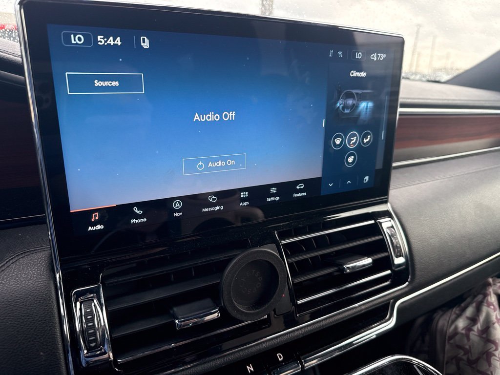 Used 2022 Lincoln Navigator Reserve RWD image 9